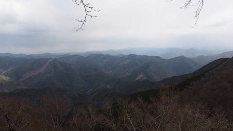 奈良と和歌山の山並み